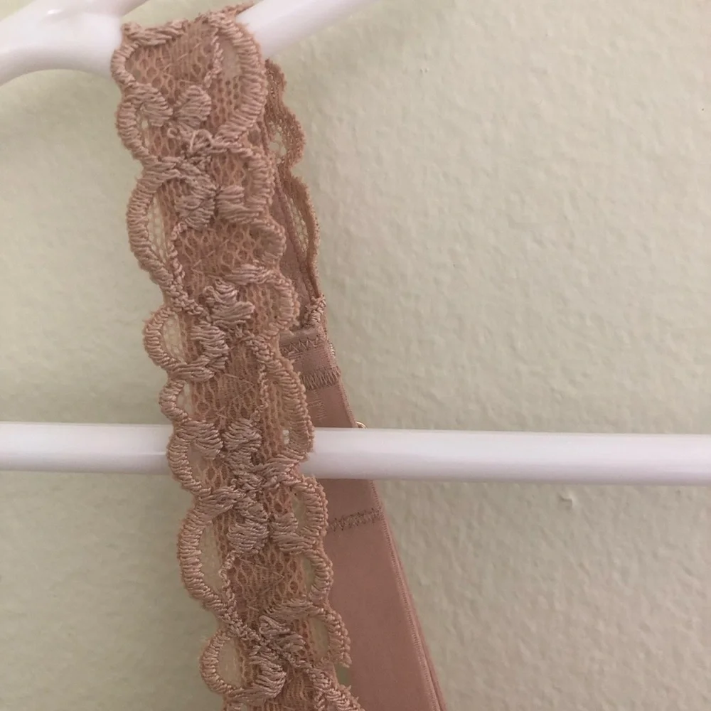 Natori ✨️ Women's Tan Bra Size 32D